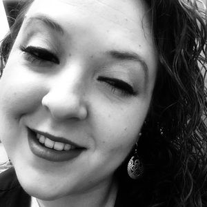 Meet your Posher, Carly